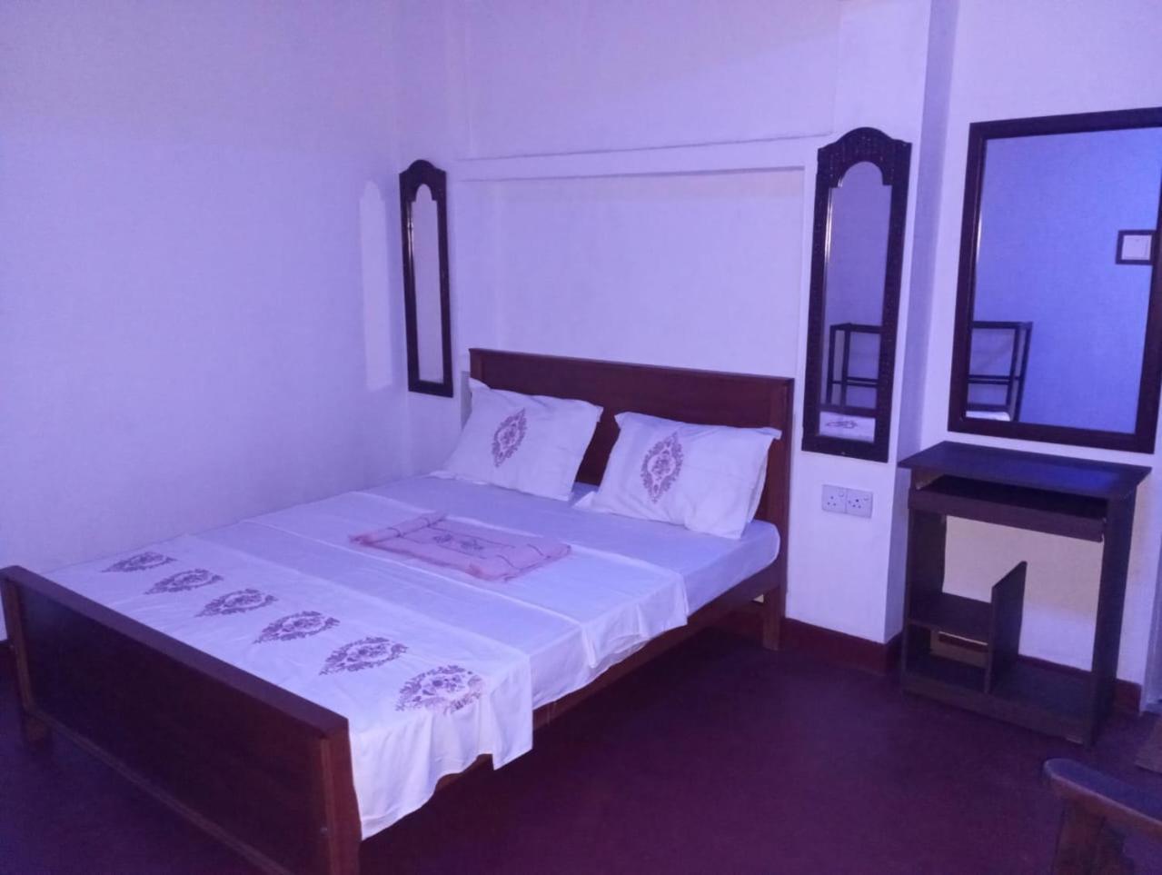 Relax Home Rambukkana Exterior foto